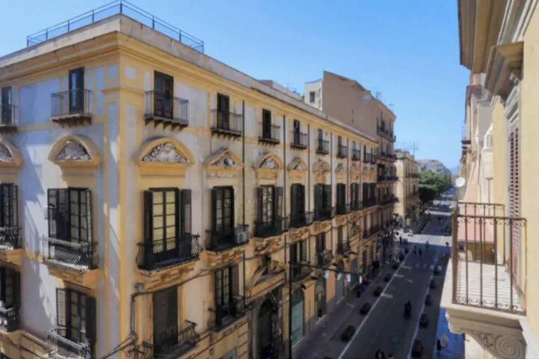 アパート パレルモPalazzo Mazzarinoアパートメント